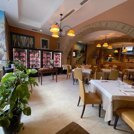 Hotel 99 Cannelle LʼAquila المظهر الخارجي الصورة