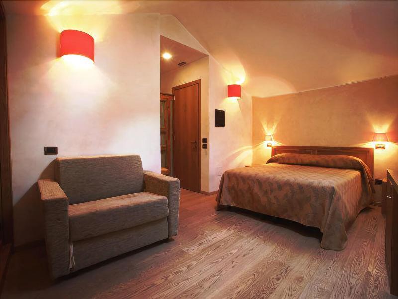 Hotel 99 Cannelle LʼAquila المظهر الخارجي الصورة