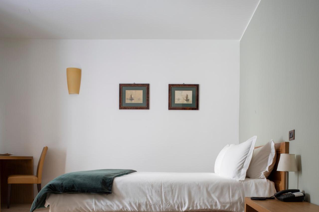 Hotel 99 Cannelle LʼAquila المظهر الخارجي الصورة