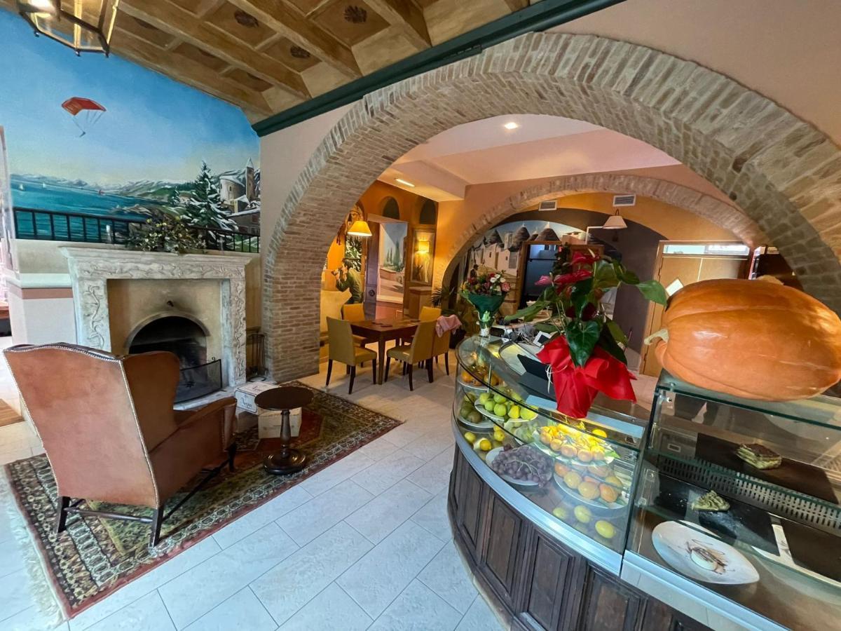 Hotel 99 Cannelle LʼAquila المظهر الخارجي الصورة